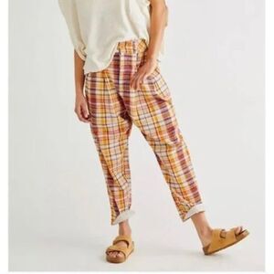 NEW Free People Make A Stand Trouser size XS
NWT